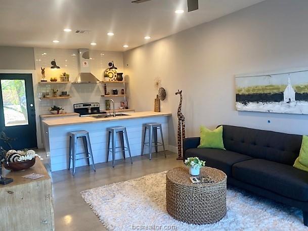 806 N Parker Ave N, Bryan, TX 77803 - photo 13