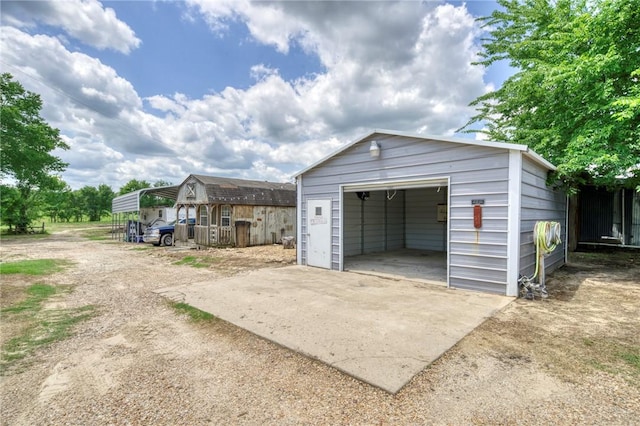1681 Union Rd, Madisonville, TX 77864 - view of detached garage
