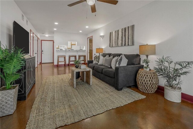 517 SW Pkwy Unit 103, College Station, TX 77840 - photo 5