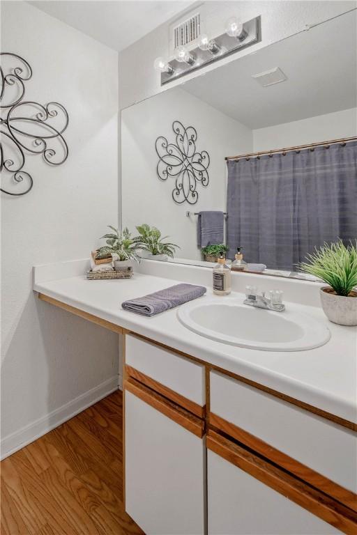 517 SW Pkwy Unit 103, College Station, TX 77840 - photo 26