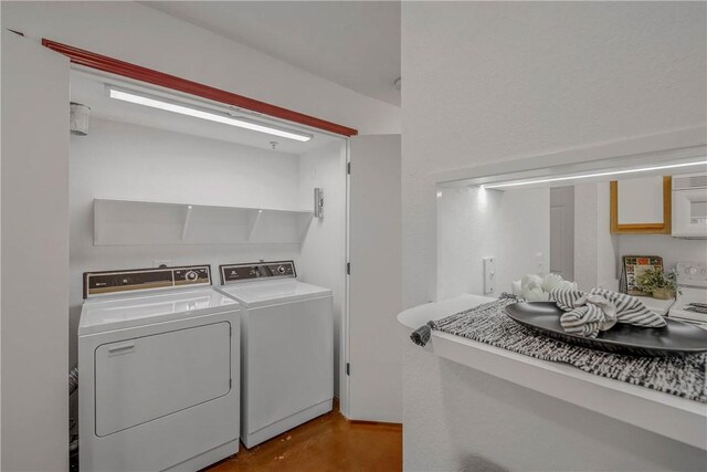 517 SW Pkwy Unit 103, College Station, TX 77840 - photo 37