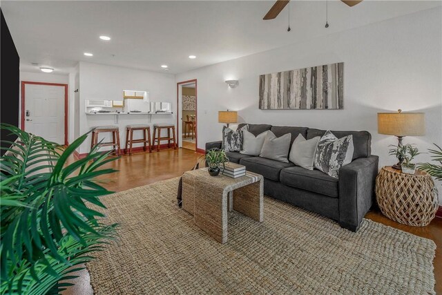 517 SW Pkwy Unit 103, College Station, TX 77840 - photo 4