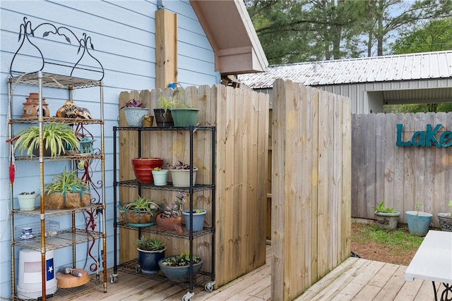 exterior details featuring fence