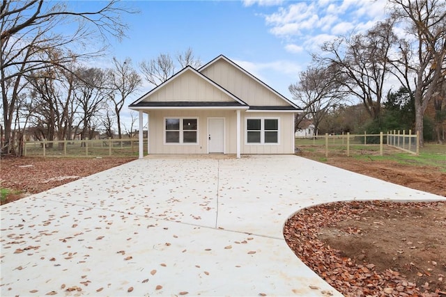 view of front of house