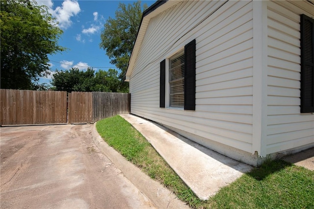 4204 Carter Creek Pkwy, Bryan, TX 77802 - photo 4