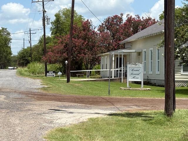 125 N 3rd St NE, Normangee, TX 77871 - photo 17