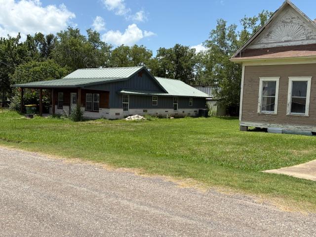 125 N 3rd St NE, Normangee, TX 77871 - photo 18