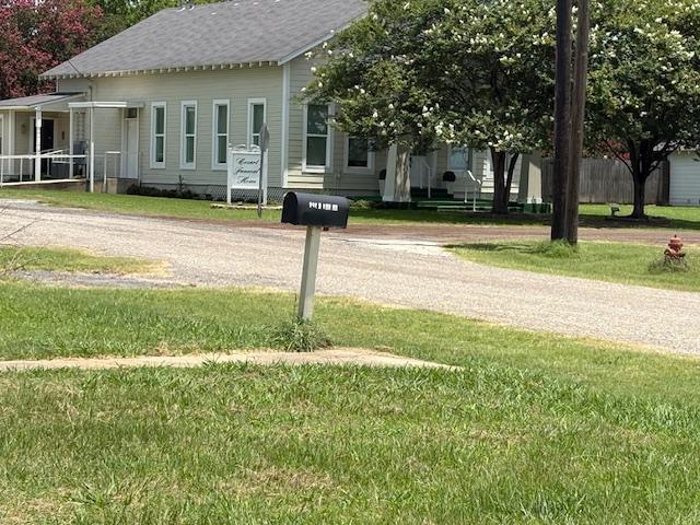 125 N 3rd St NE, Normangee, TX 77871 - photo 15