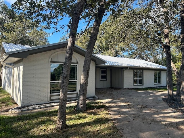 view of single story home