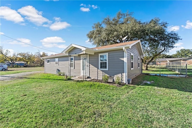 915 E Hanna St, Calvert, TX 77837 - photo 7