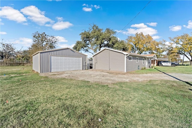 exterior space featuring a yard