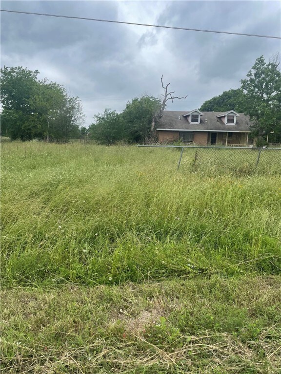 2051 Taylor Rd, Somerville, TX 77879 - photo 4