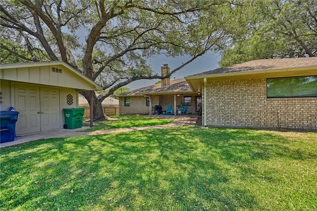 1600 Pecan St, Brenham, TX 77833 - view of yard
