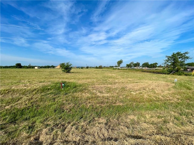 Listing photo 2 for 7400 Catalina Hill Ct, Bryan TX 77808