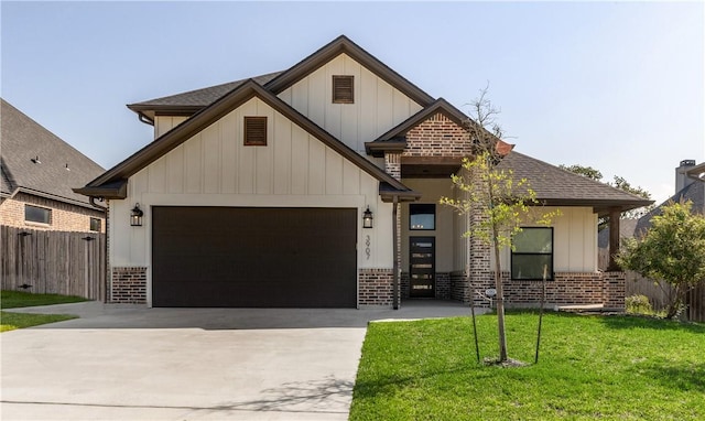 view of front of home with a front yard