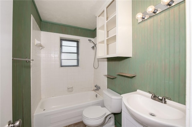 927 Braeswood Dr, Bryan, TX 77803 - full bath featuring bathing tub / shower combination and vanity