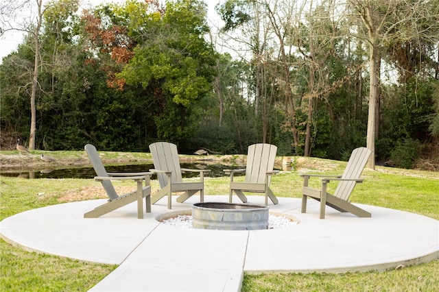 view of patio featuring a fire pit