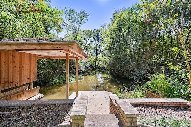 view of yard with a water view