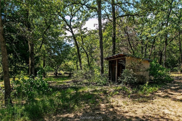 view of outdoor structure