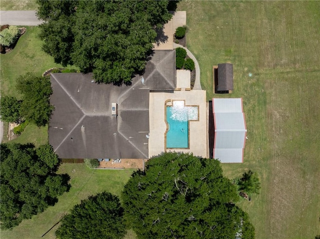 2629 Benton Dr, Brenham, TX 77833 - bird's eye view of a pool