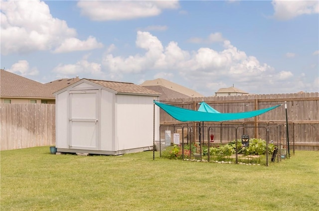 2412 Divot Ln, Navasota, TX 77868 - view of yard