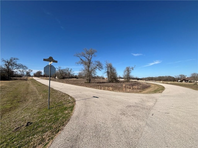 Listing photo 3 for TBD Balfour St, Iola TX 77861