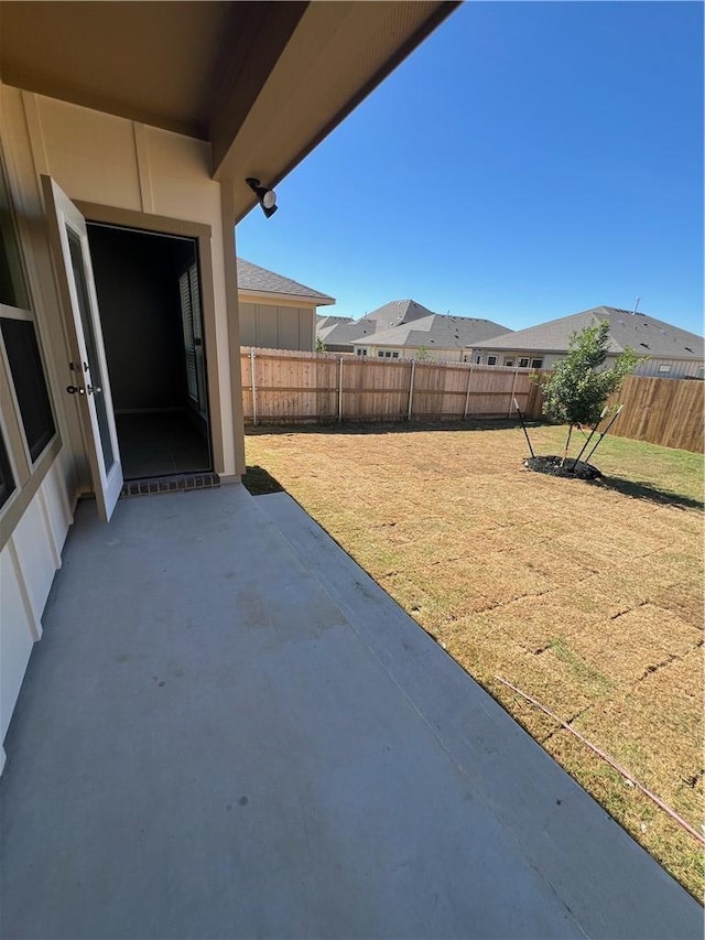 view of yard with a patio