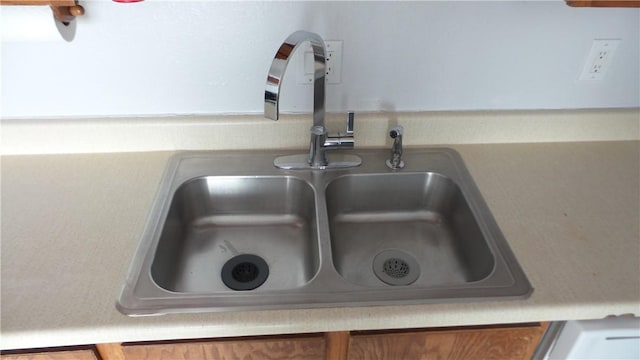 details with sink