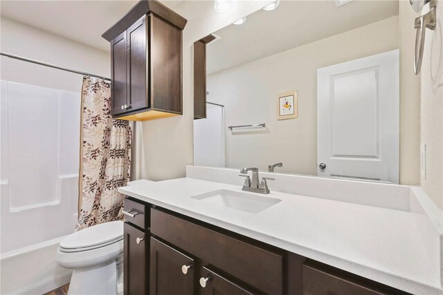 1208 High St, Navasota, TX 77868 - full bathroom featuring toilet and vanity