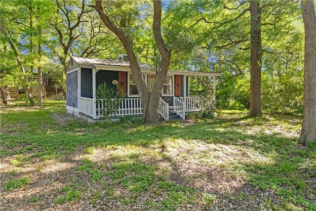 view of front of property with a porch