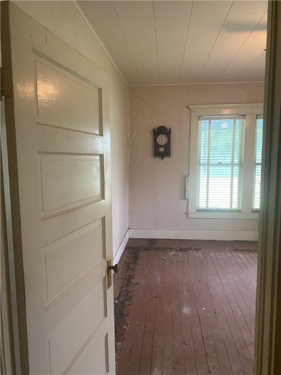 5225 Colorado St, Richards, TX 77873 - unfurnished room featuring dark wood-style floors and baseboards