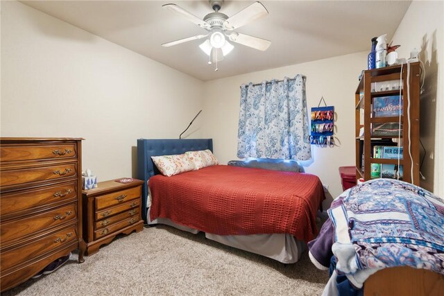 bedroom with carpet and ceiling fan