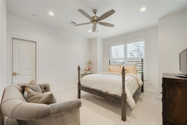 bedroom featuring recessed lighting, visible vents, baseboards, and light colored carpet