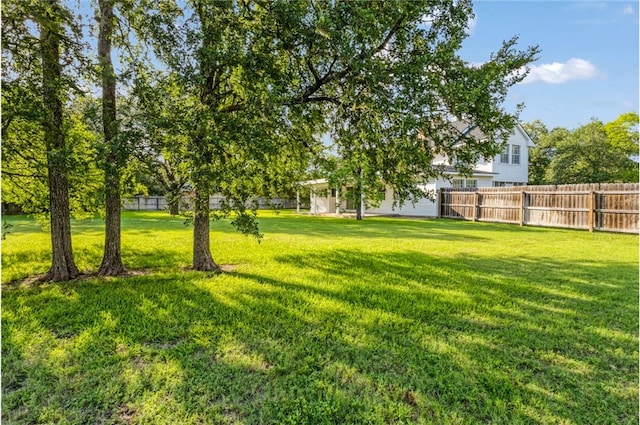 1712 Glade St, College Station, TX 77840 - view of yard