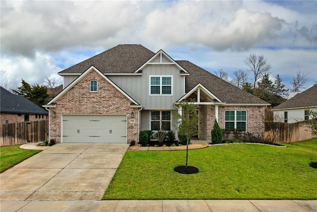 craftsman-style house featuring a front yard