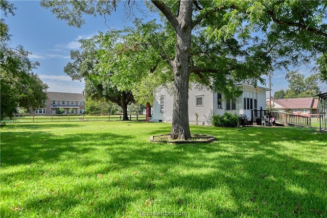 803 Holland St, Navasota, TX 77868 - view of yard