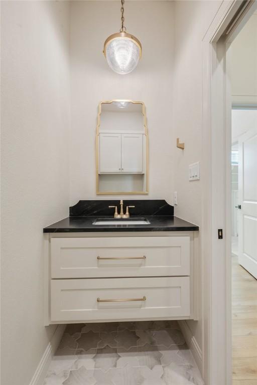 bathroom with vanity