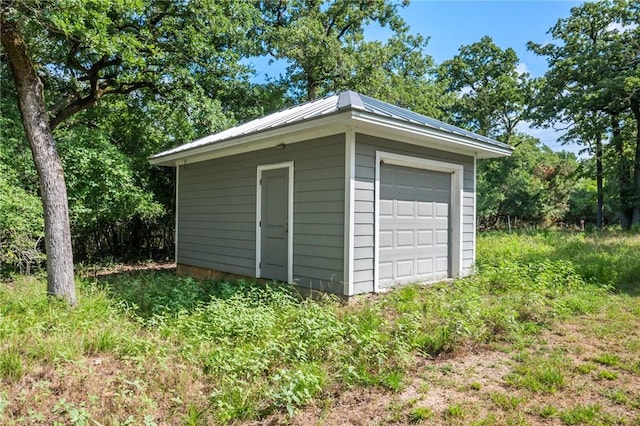 11188 Riley Green Rd, Franklin, TX 77856 - view of garage
