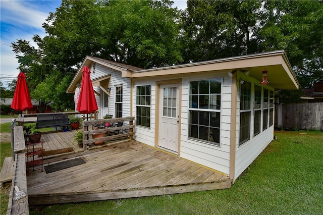 511 N Hill St, Caldwell, TX 77836 - photo 1