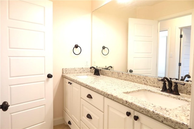 2123 Chestnut Oak Cir, College Station, TX 77845 - bathroom featuring double vanity