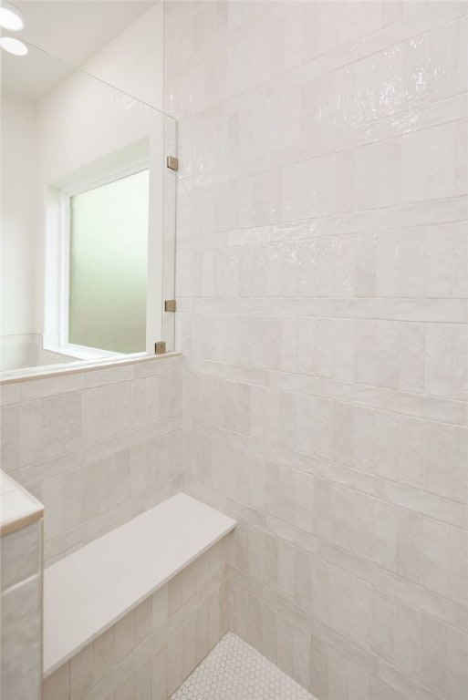 2802 Spector Dr, Bryan, TX 77808 - bathroom with a tile shower