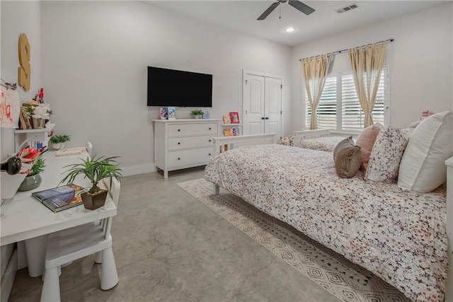 bedroom featuring recessed lighting, visible vents, a ceiling fan, concrete floors, and baseboards