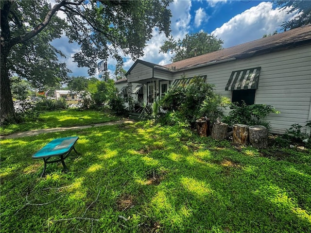 901 Post Oak St, Hearne, TX 77859 - view of green lawn
