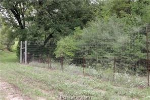 Listing photo 2 for 2901 County Road 426, Marquez TX 77865