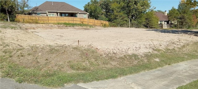 Listing photo 2 for 2012 Lola Ln, Bryan TX 77807