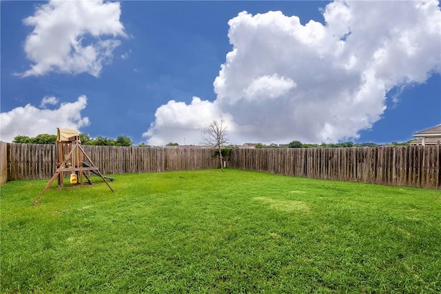 122 Dove Ct, Navasota, TX 77868 - view of fenced backyard