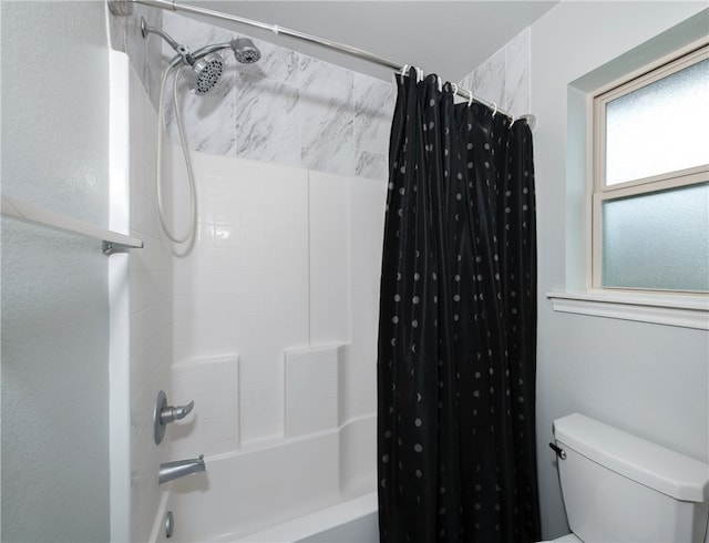 122 Dove Ct, Navasota, TX 77868 - full bath with shower / tub combo and toilet