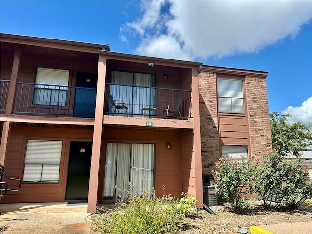 904 University Oaks Blvd Unit 126, College Station, TX 77840 - photo 1