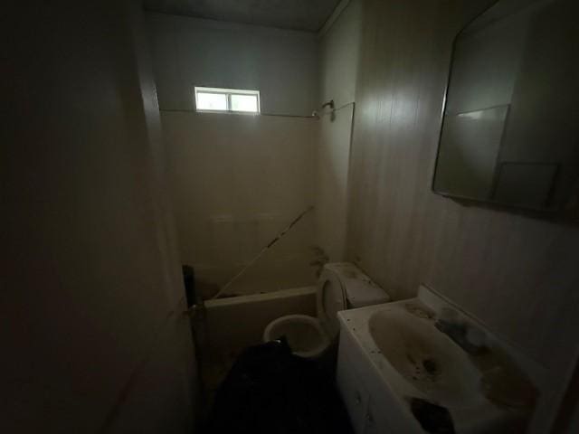 400 S Brazos Ave, Bryan, TX 77803 - full bath featuring toilet and shower / tub combination