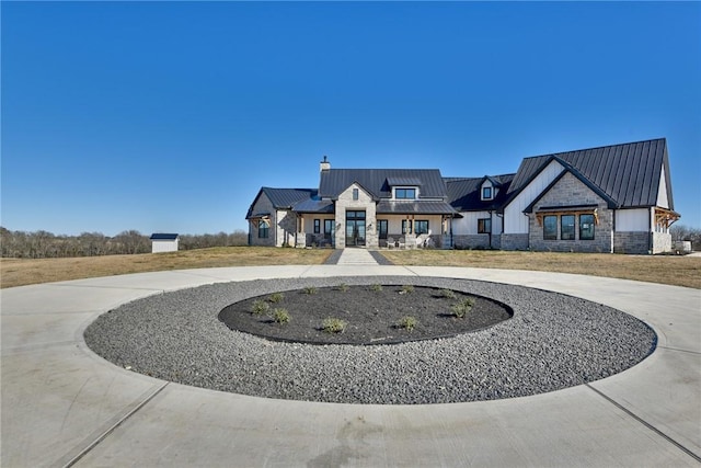 view of modern farmhouse